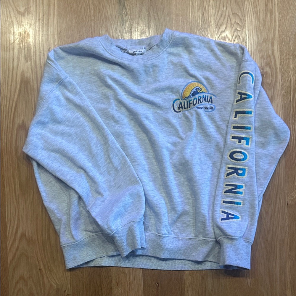 Reflex California Light Gray Crewneck Sweater